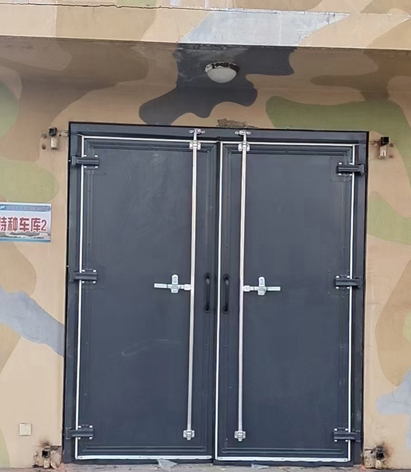 岷县工业平开门