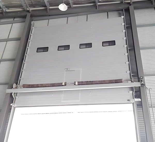 岷县工业滑升门