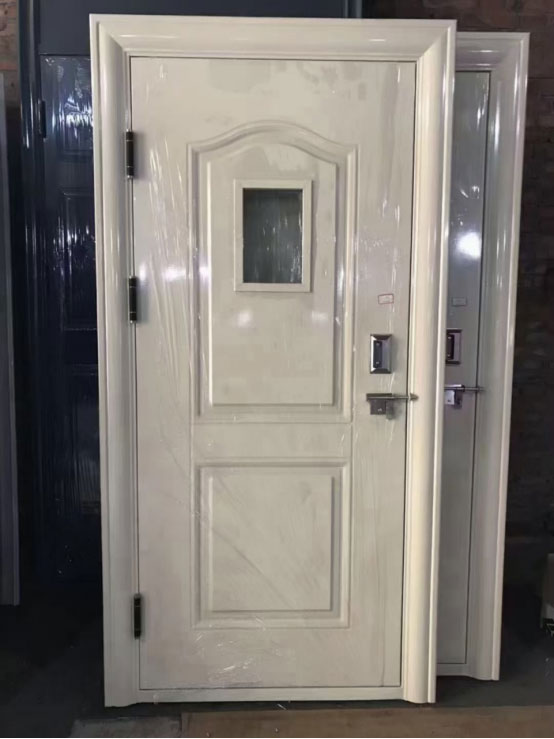 岷县学校教室门