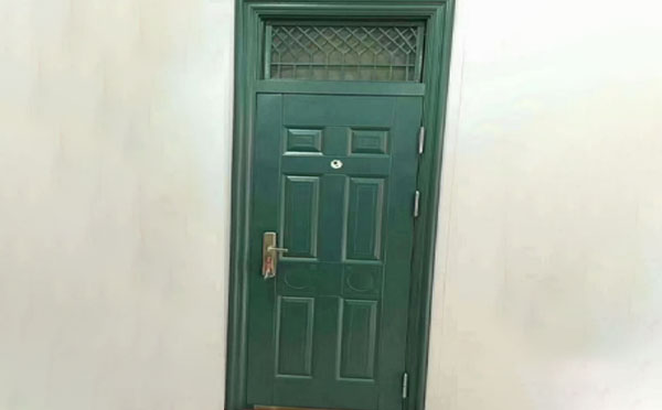 岷县学校教室门