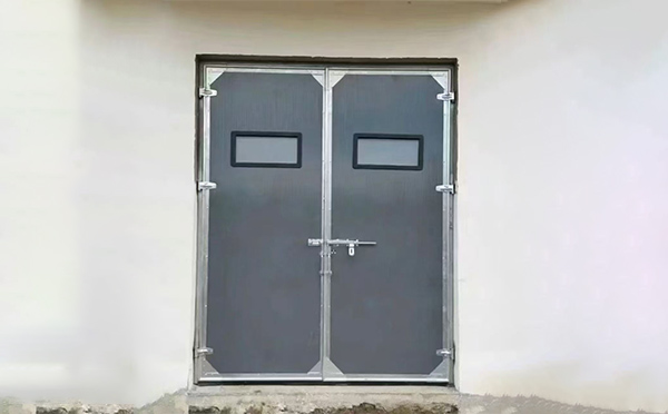 岷县工业门在高温作业区域的运行表现 岷县工业门在高温作业区域的运行表现